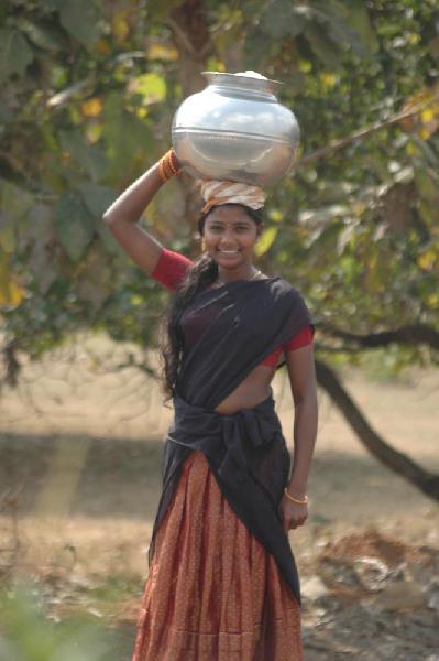Porteuse d'eau