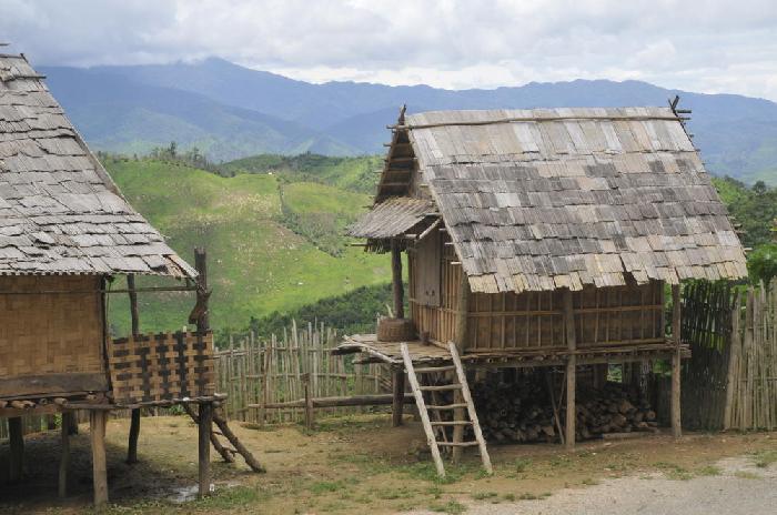 Entre Vieng Thong et Nong Kham