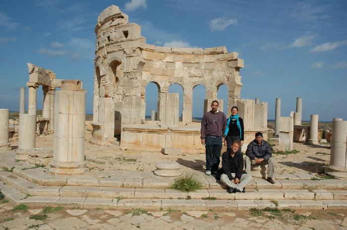 Avec Haithem et Kamel  Leptis Magna